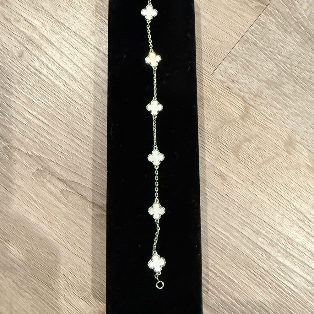 Clover Bracelet